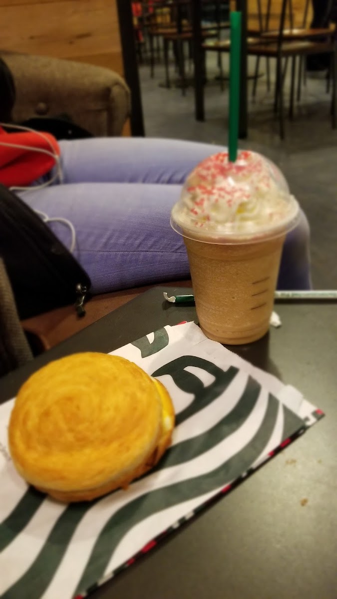 Starbucks Photo 9