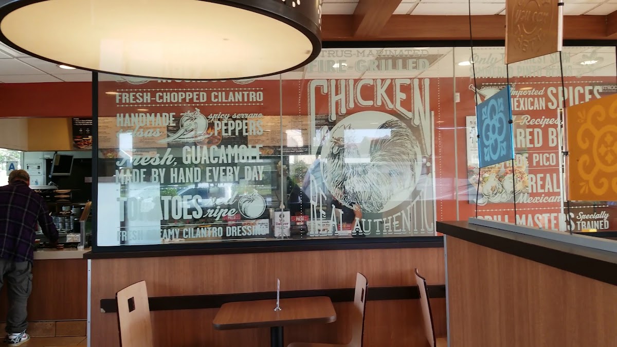 El Pollo Loco Photo 2