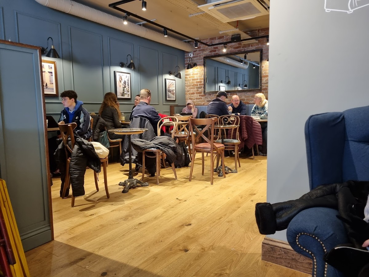 Caffè Nero Photo 4