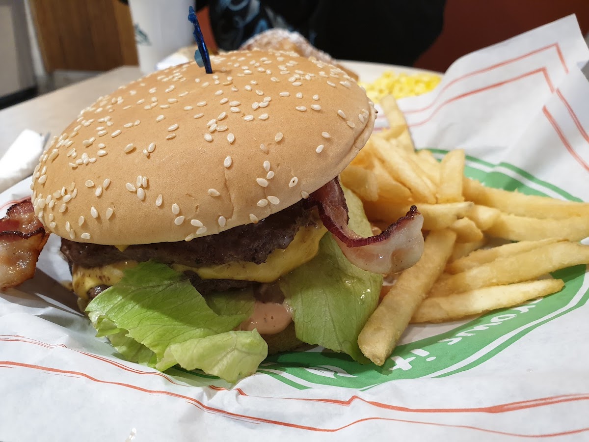 Farmer Boys Photo 9