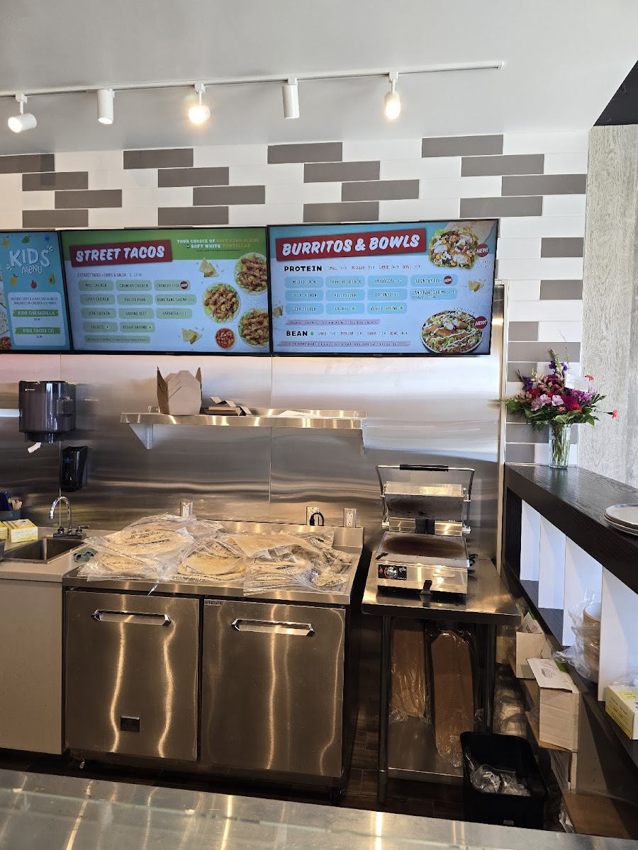 barBURRITO Photo Menu 3