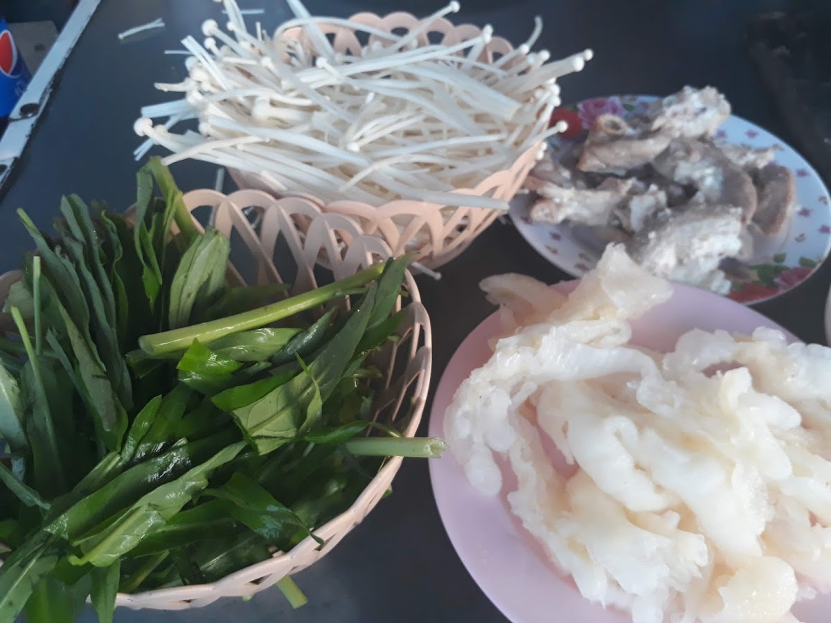 K.ผู้ใหญ่สมบัติ หมูกระทะบุฟเฟต์ สาขา4 บ้านหมี่ Photo 9