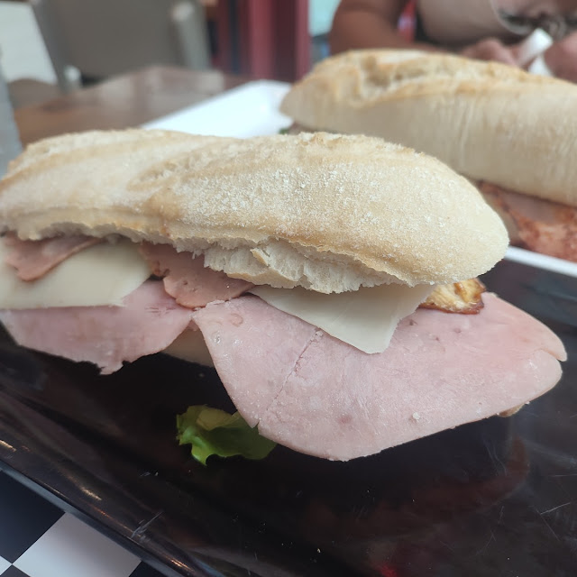Bocadillo Club
