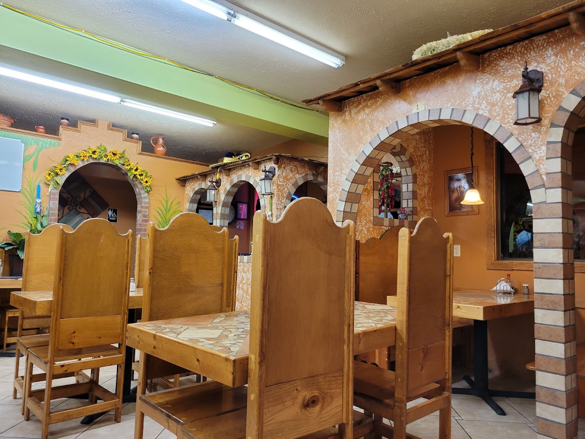 Los Arcos Restaurant