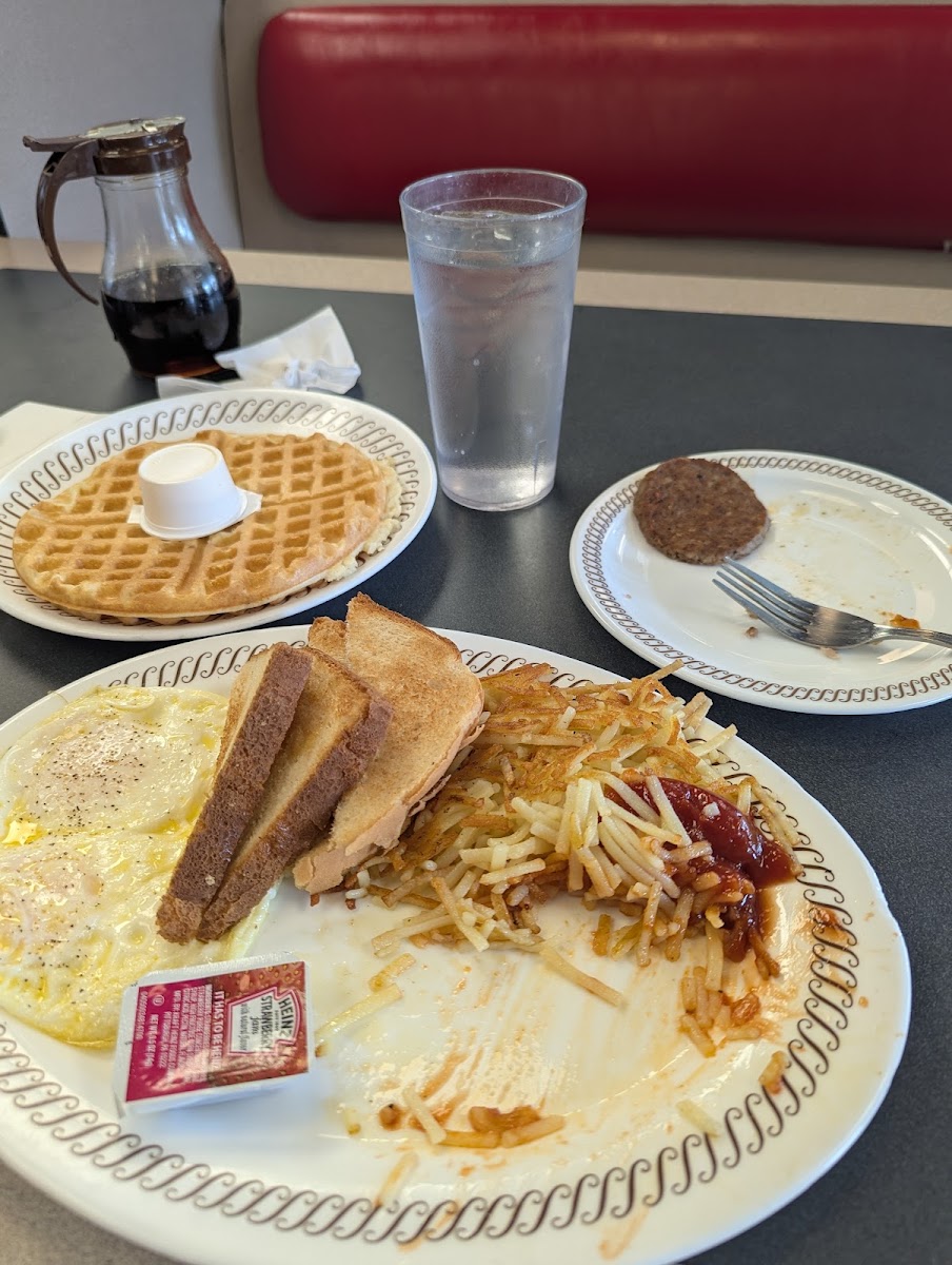 Waffle House Photo 6