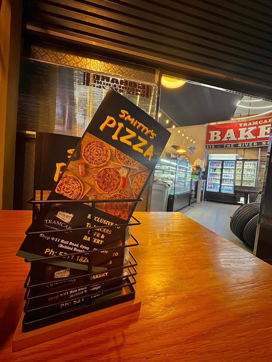 Smitty’s Pizza Photo 4