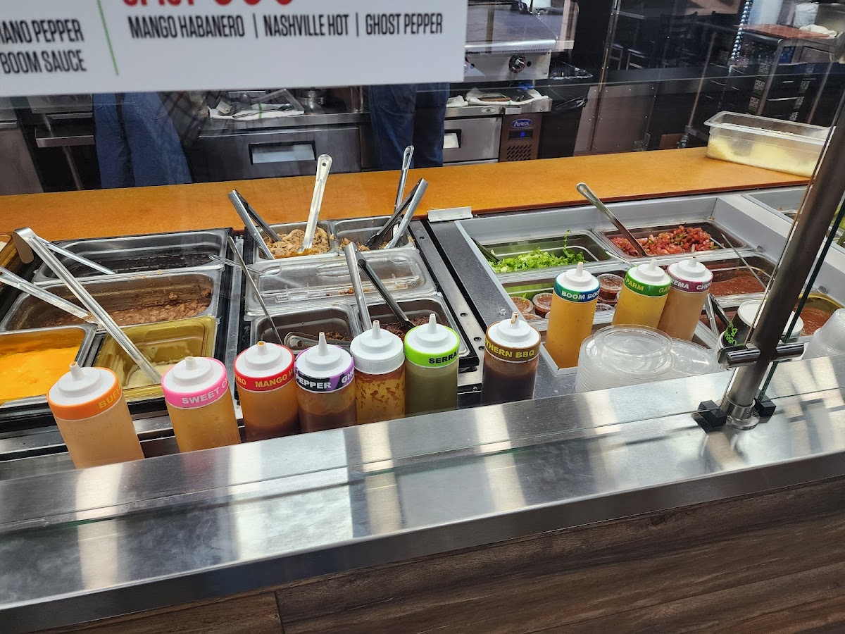 Bubbakoo's Burritos Photo 6