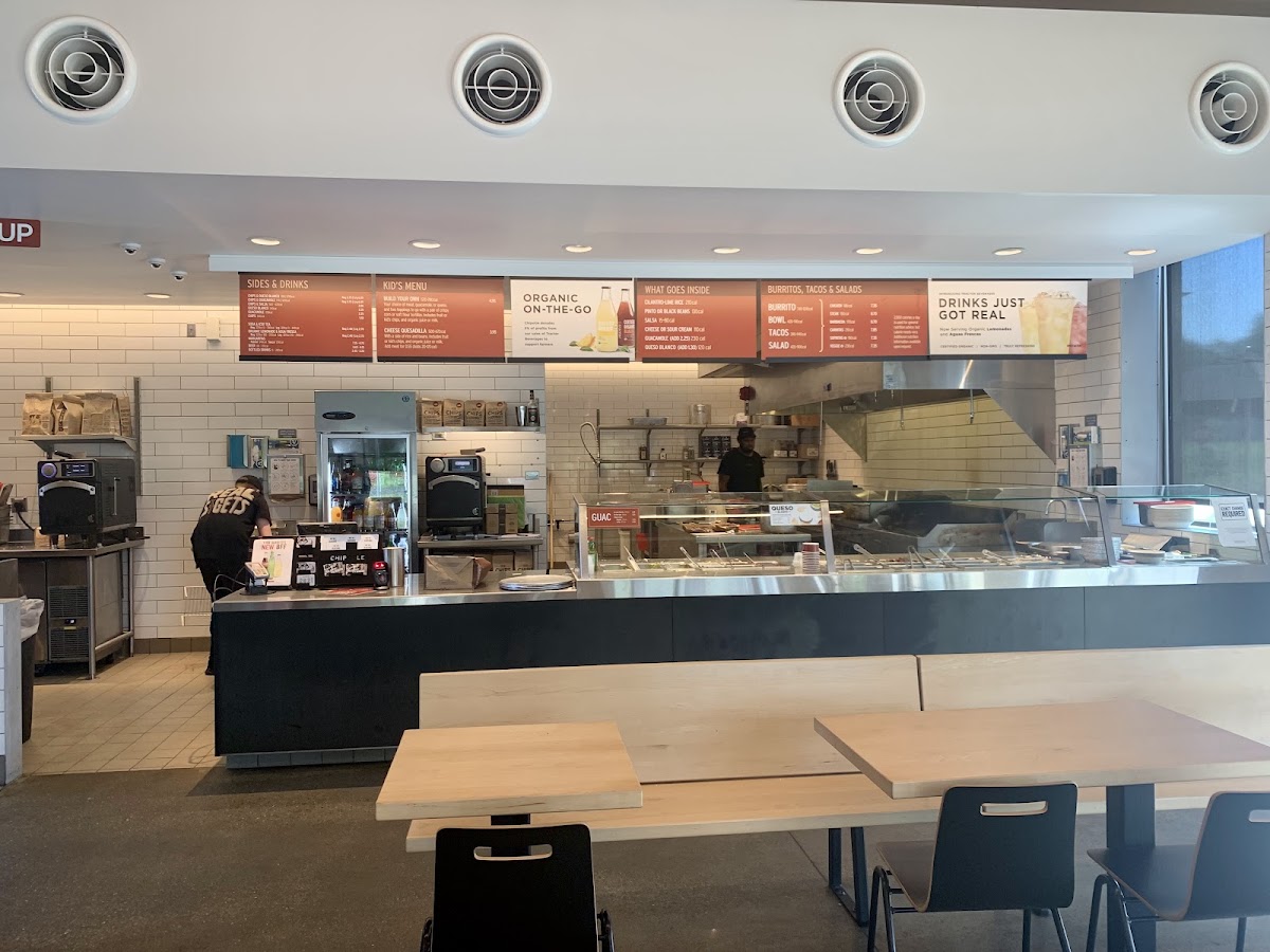 Chipotle Mexican Grill Photo 6