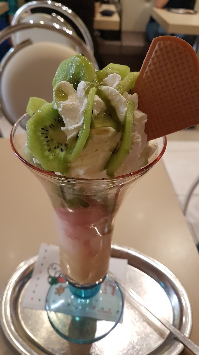Eiscafé Venezia Photo 10