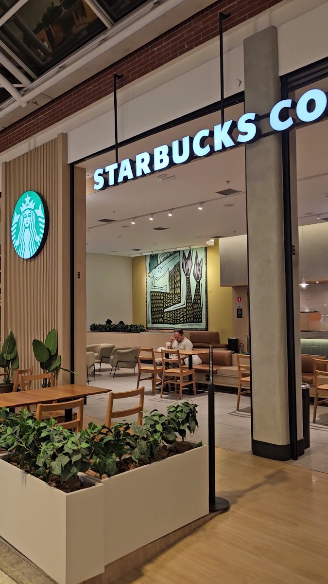 Starbucks Photo 2