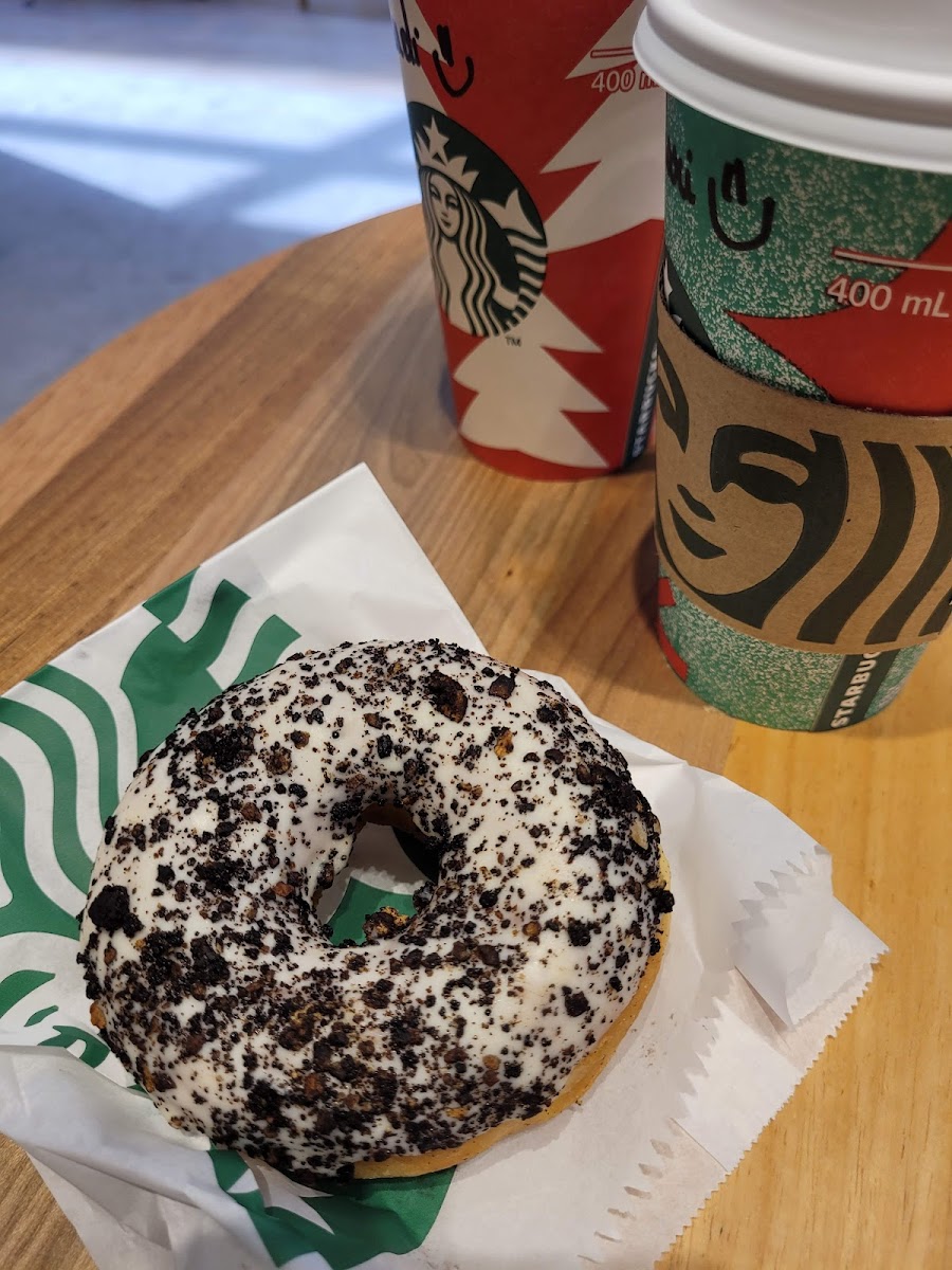 Starbucks Photo 7