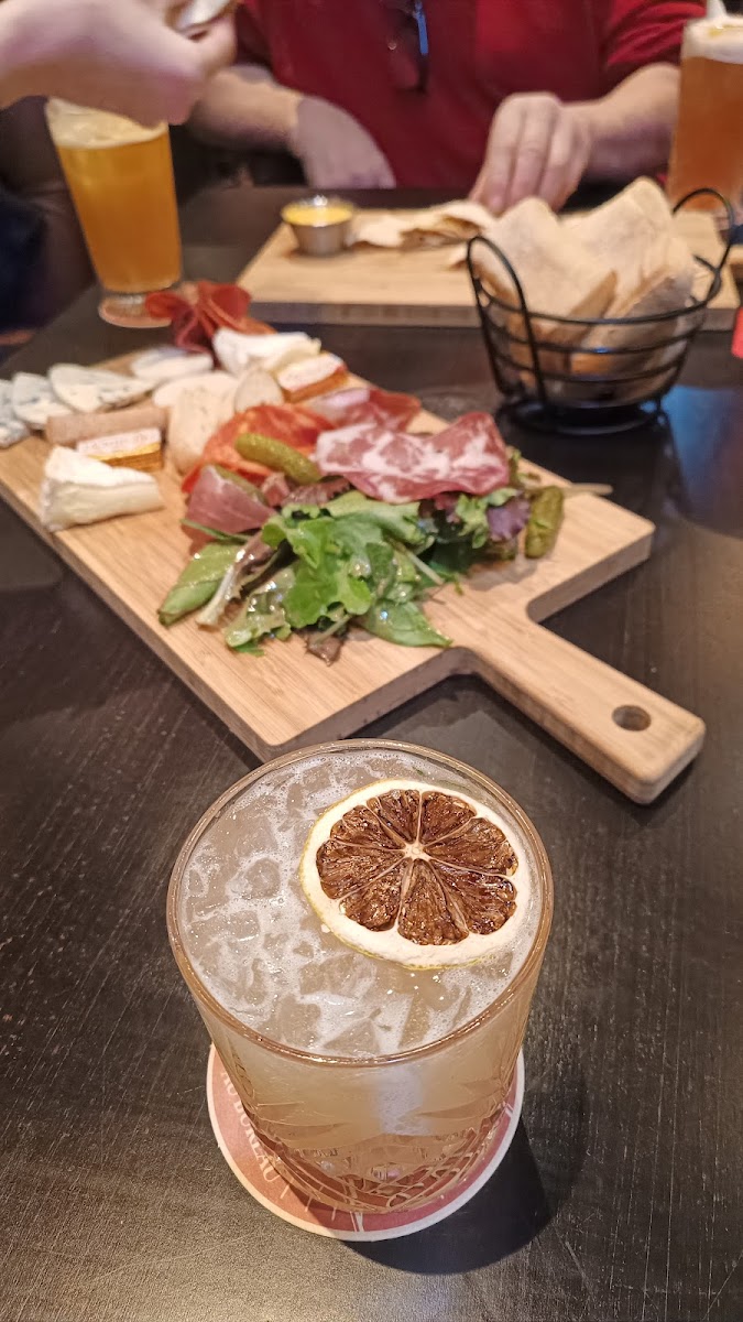 Au Bureau - Pub et Brasserie Photo 9