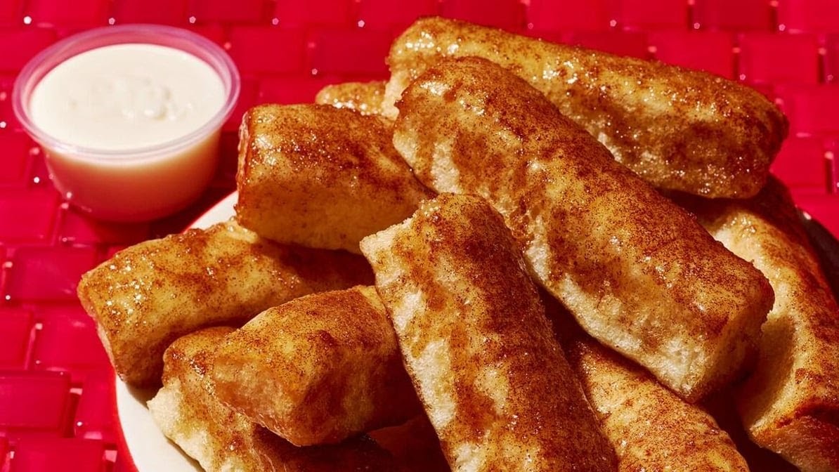 Pizza Hut Photo 3