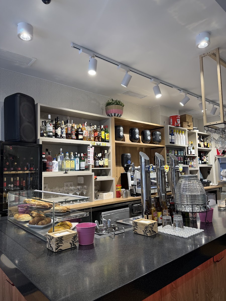 Cafeteria Aitana Photo 9