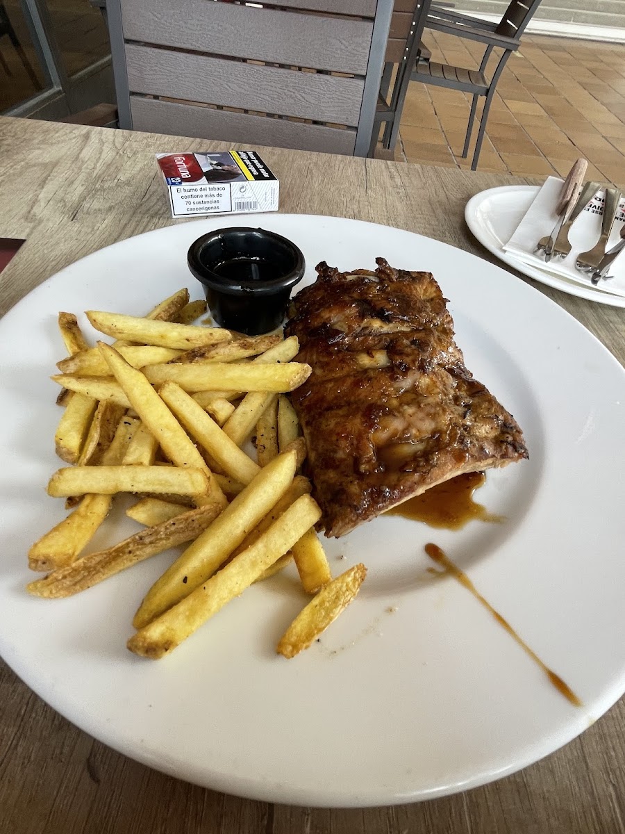 TGI Fridays Photo 5