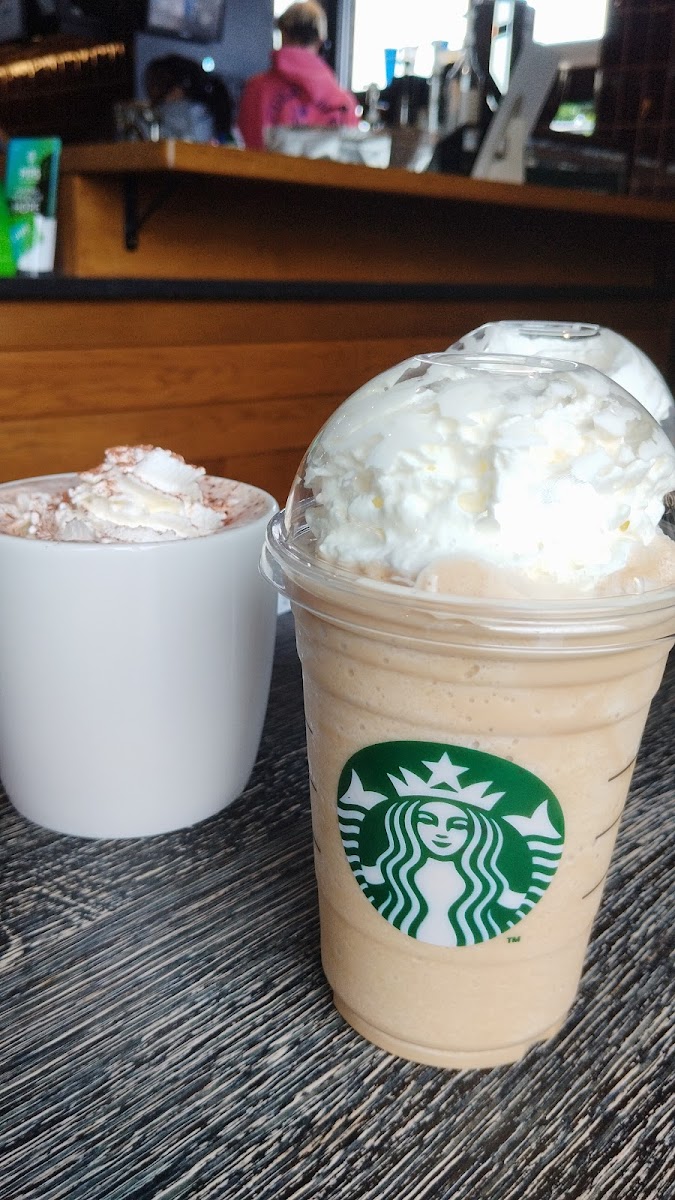 Starbucks Photo 3