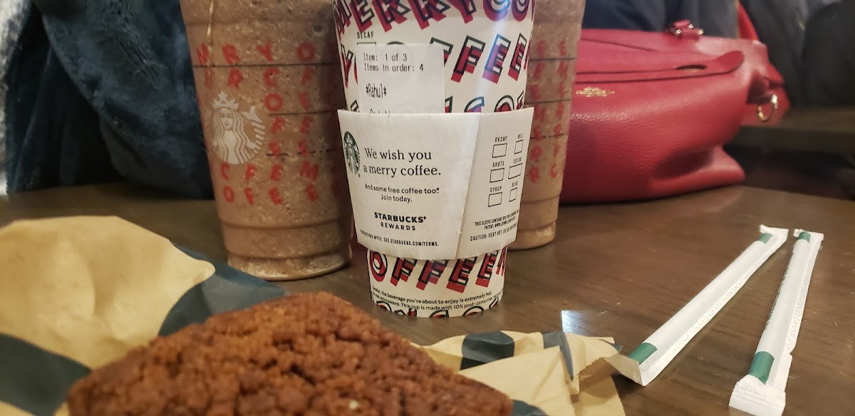 Starbucks Photo 7
