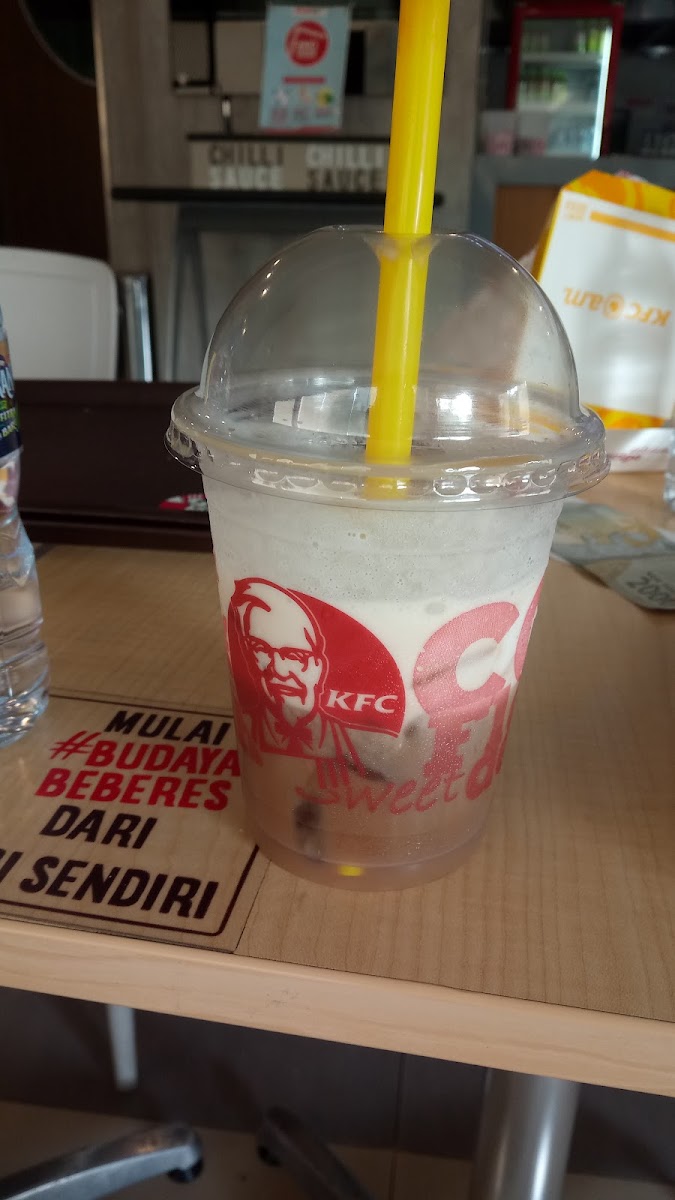 KFC Photo 10