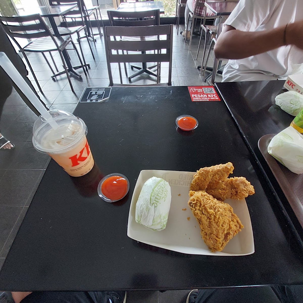 KFC Photo 5