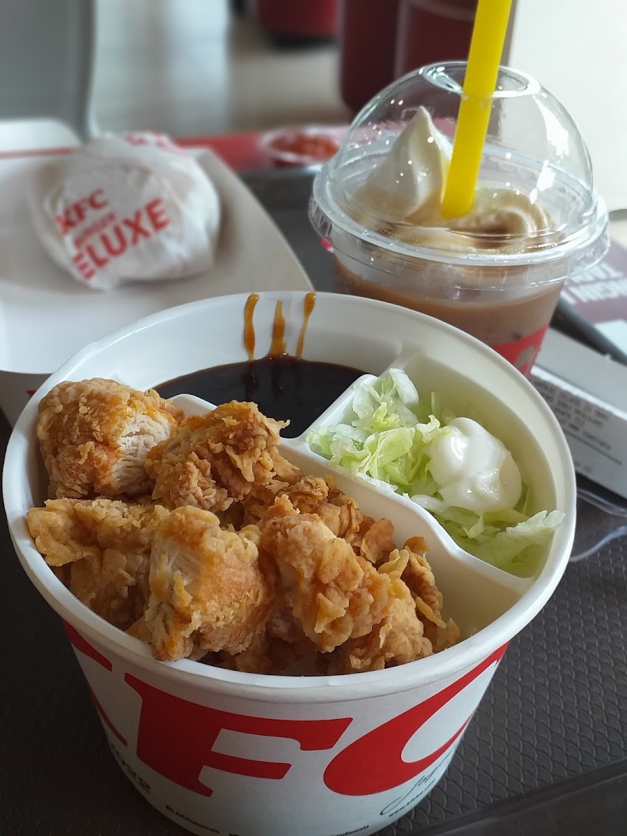 KFC Photo 9