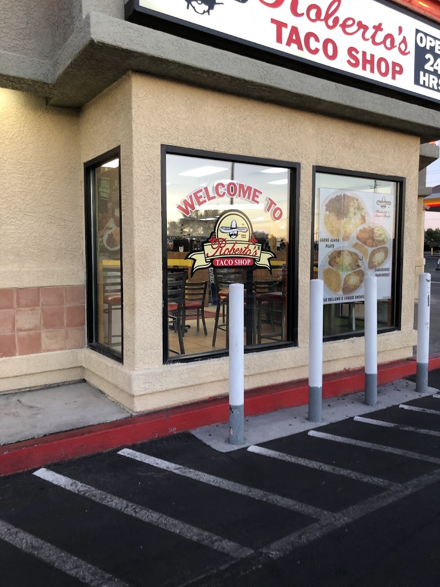 Roberto's Taco Shop