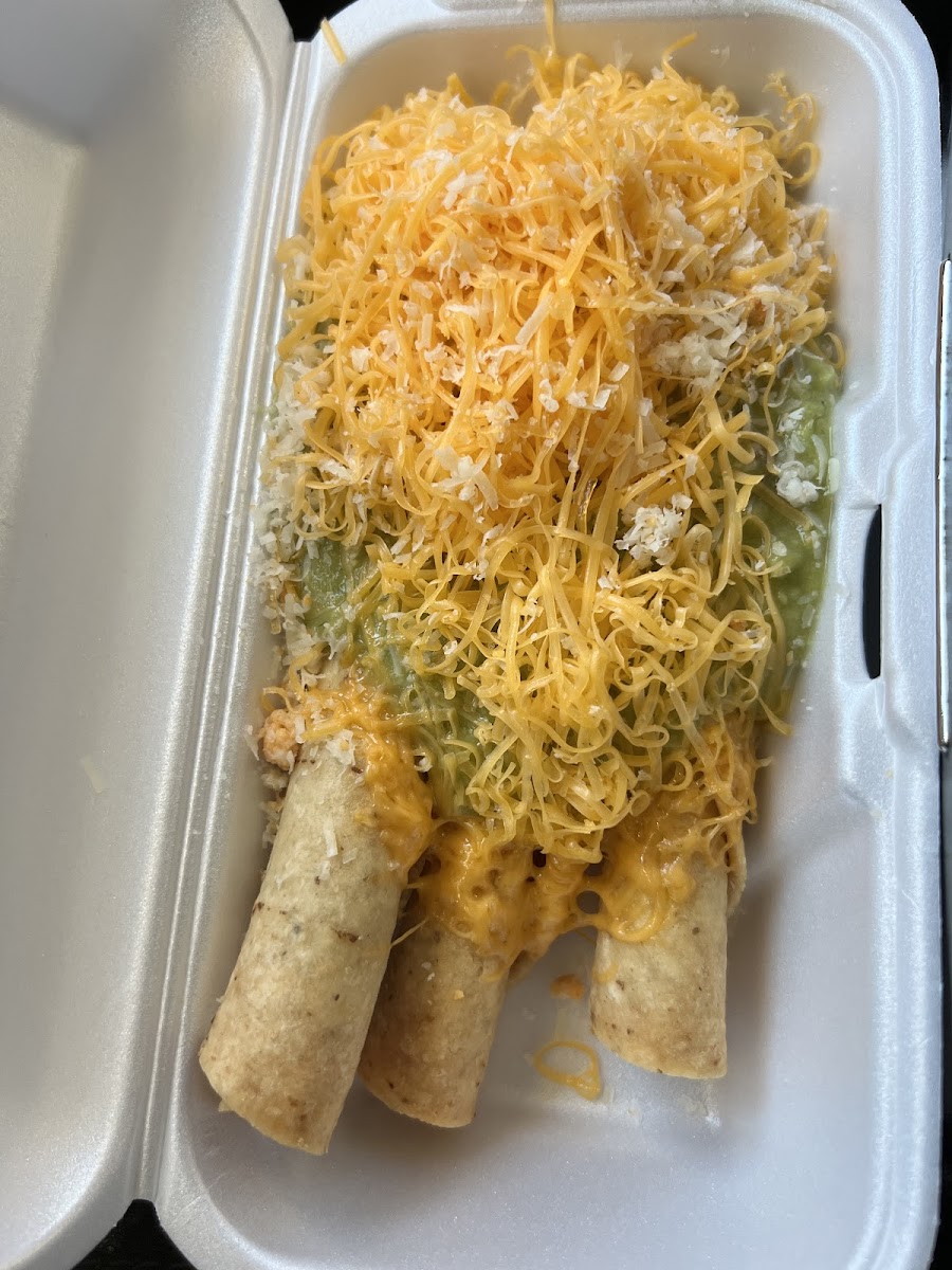 Roberto's Taco Shop Photo 7