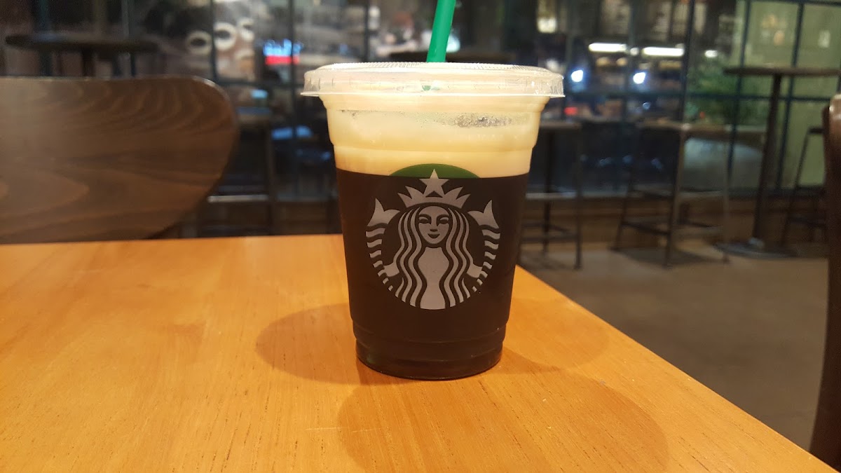 Starbucks Photo 10