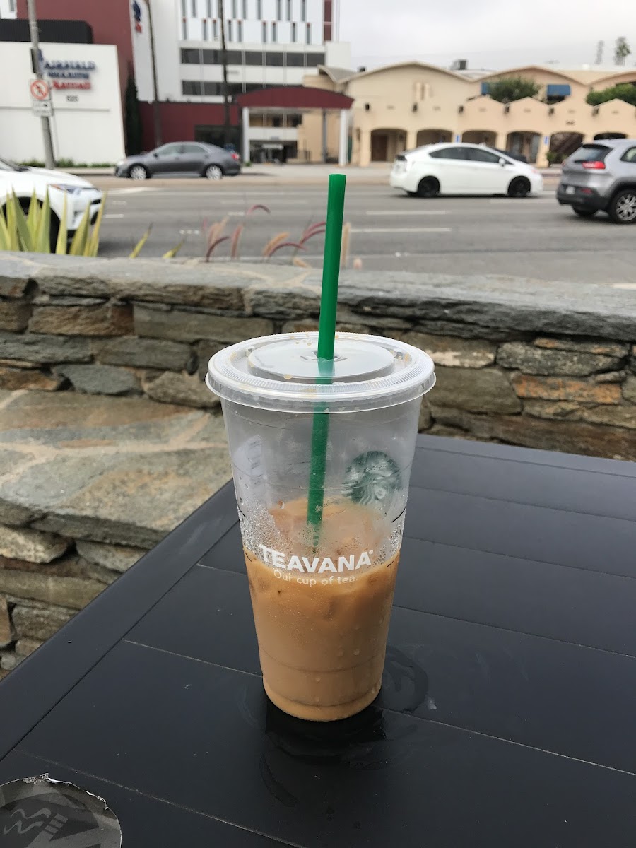 Starbucks Photo 7
