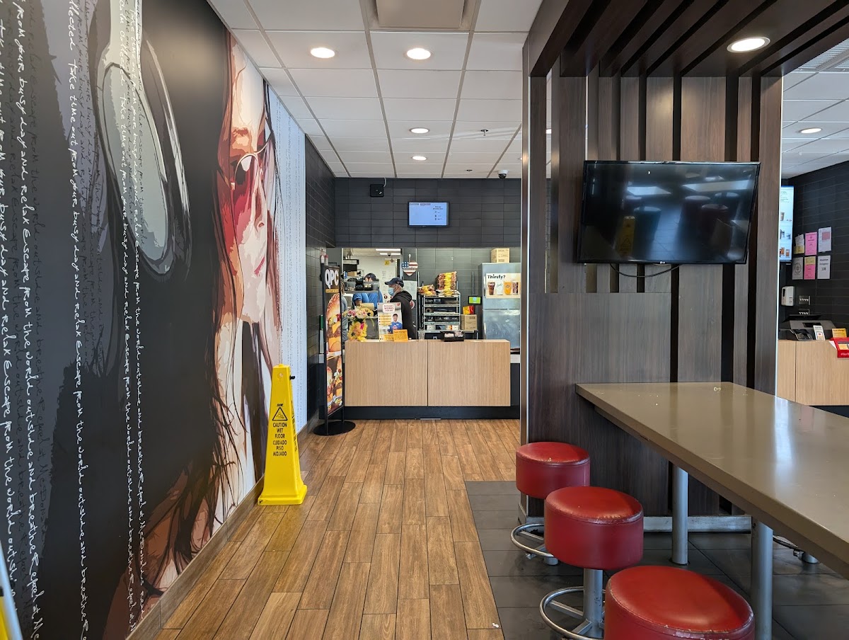 McDonald's Photo 4