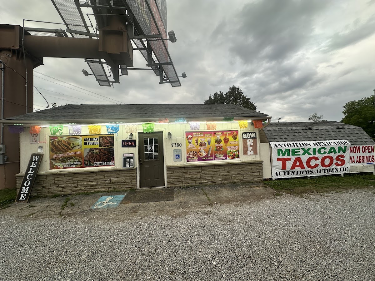 Antojitos Mexicanos