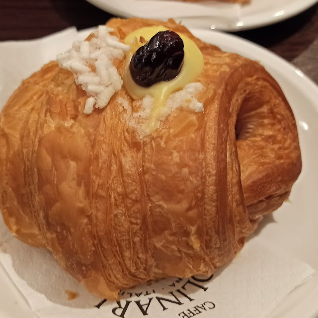 Cornetto All'amarena