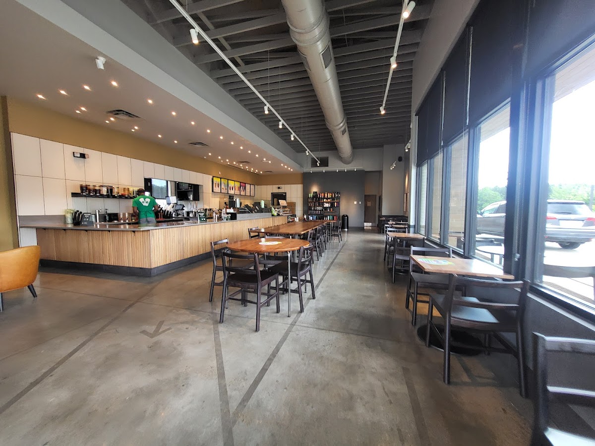 Starbucks Photo 3