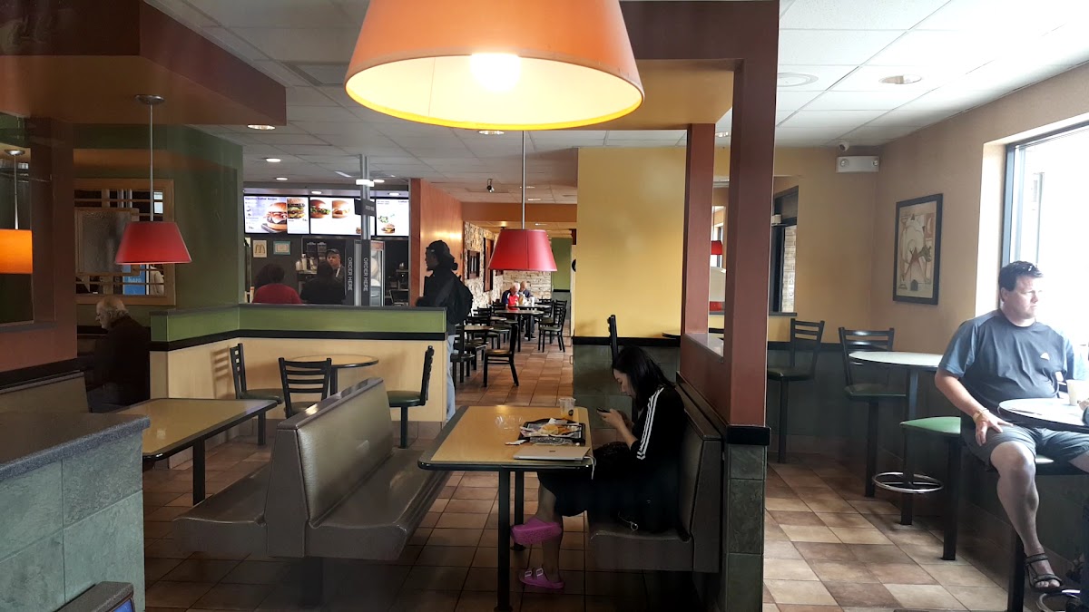 McDonald's Photo 2