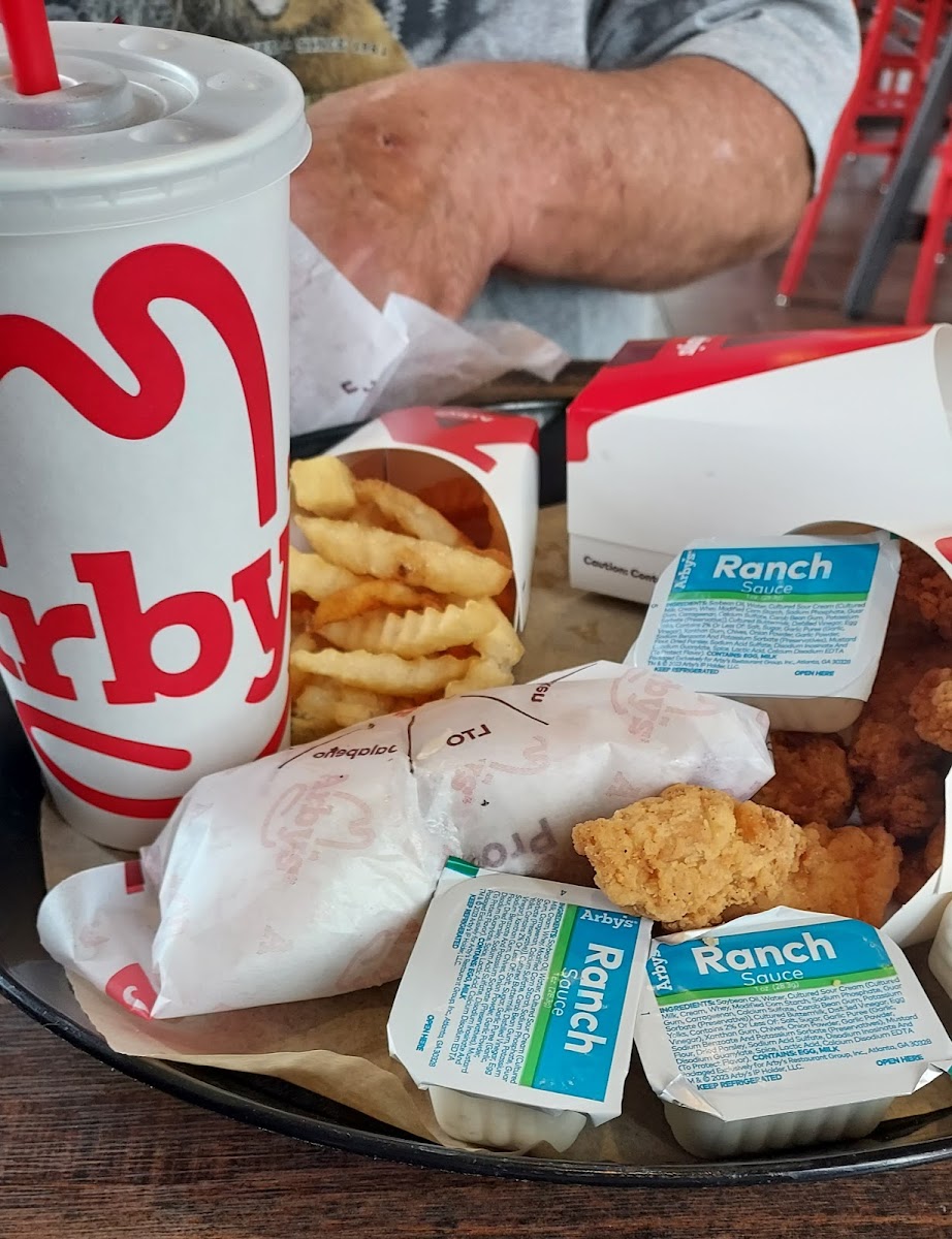 Arby's Photo 7
