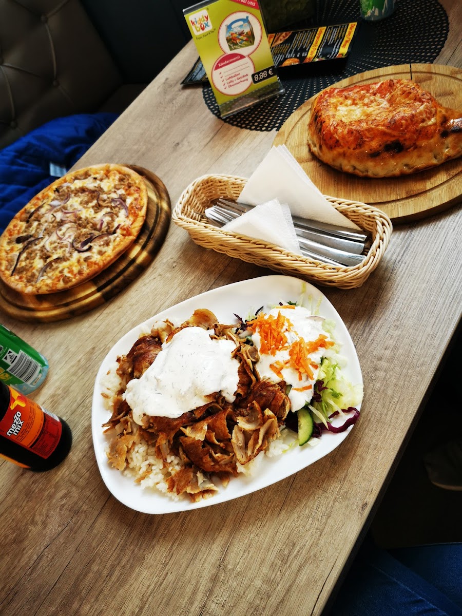 Pizza Factory Photo 10