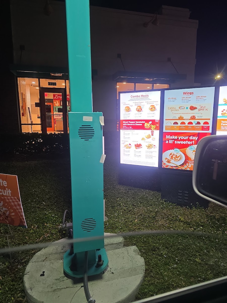 Popeyes Louisiana Kitchen Photo Menu 4
