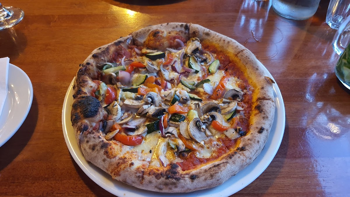 Woodpeckers Woodfired Restaurant And Cafe Photo 8