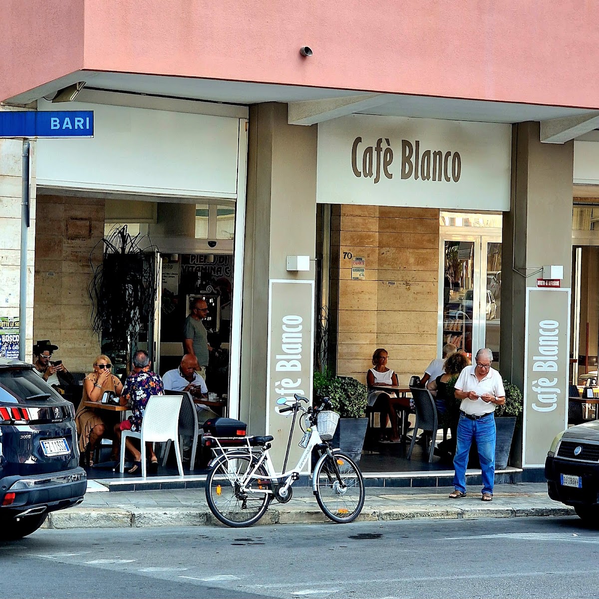 Blanco Cafè