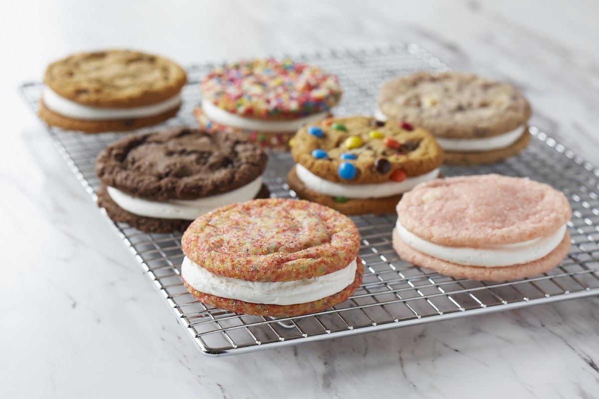 Marble Slab Creamery Photo 10
