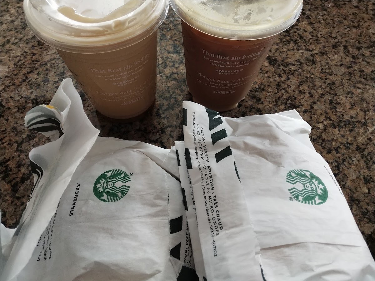 Starbucks Photo 8