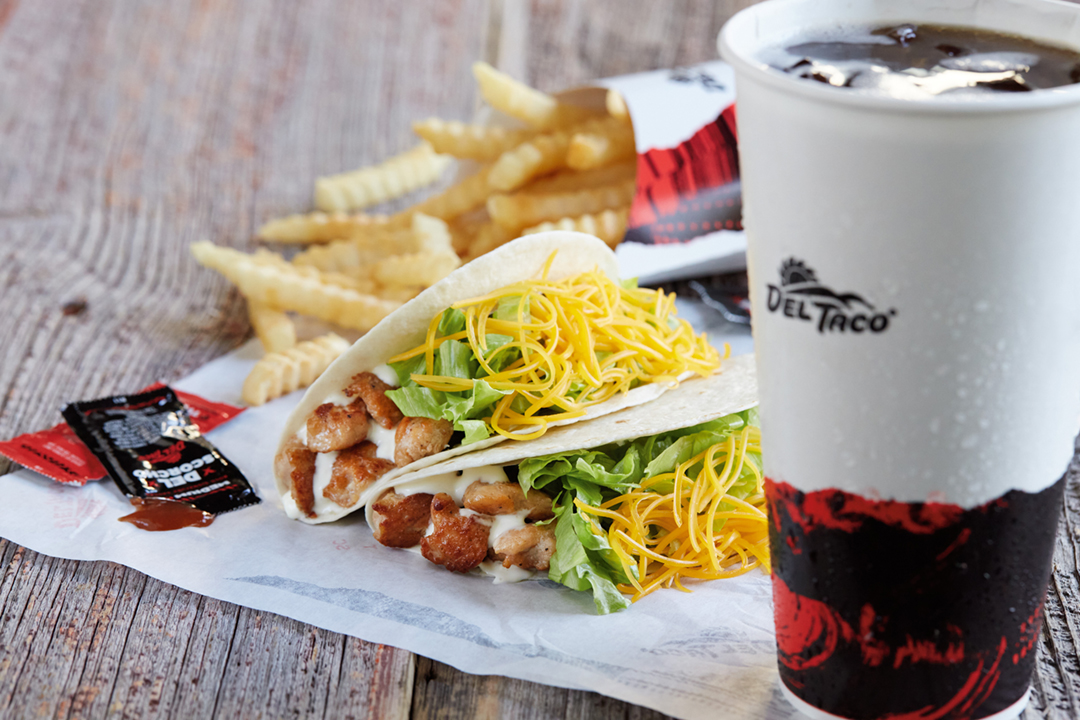 Del Taco Photo 3
