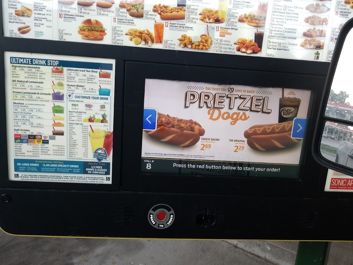 Sonic Drive-In Photo 7