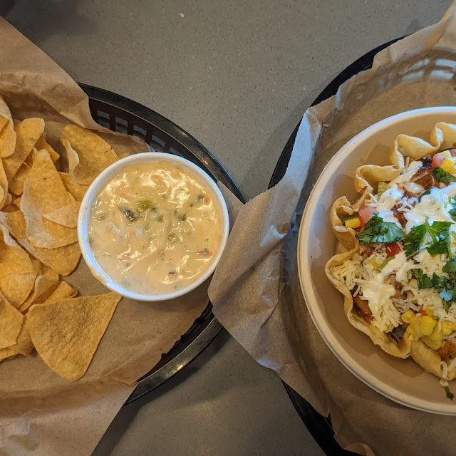 Queso and Chips