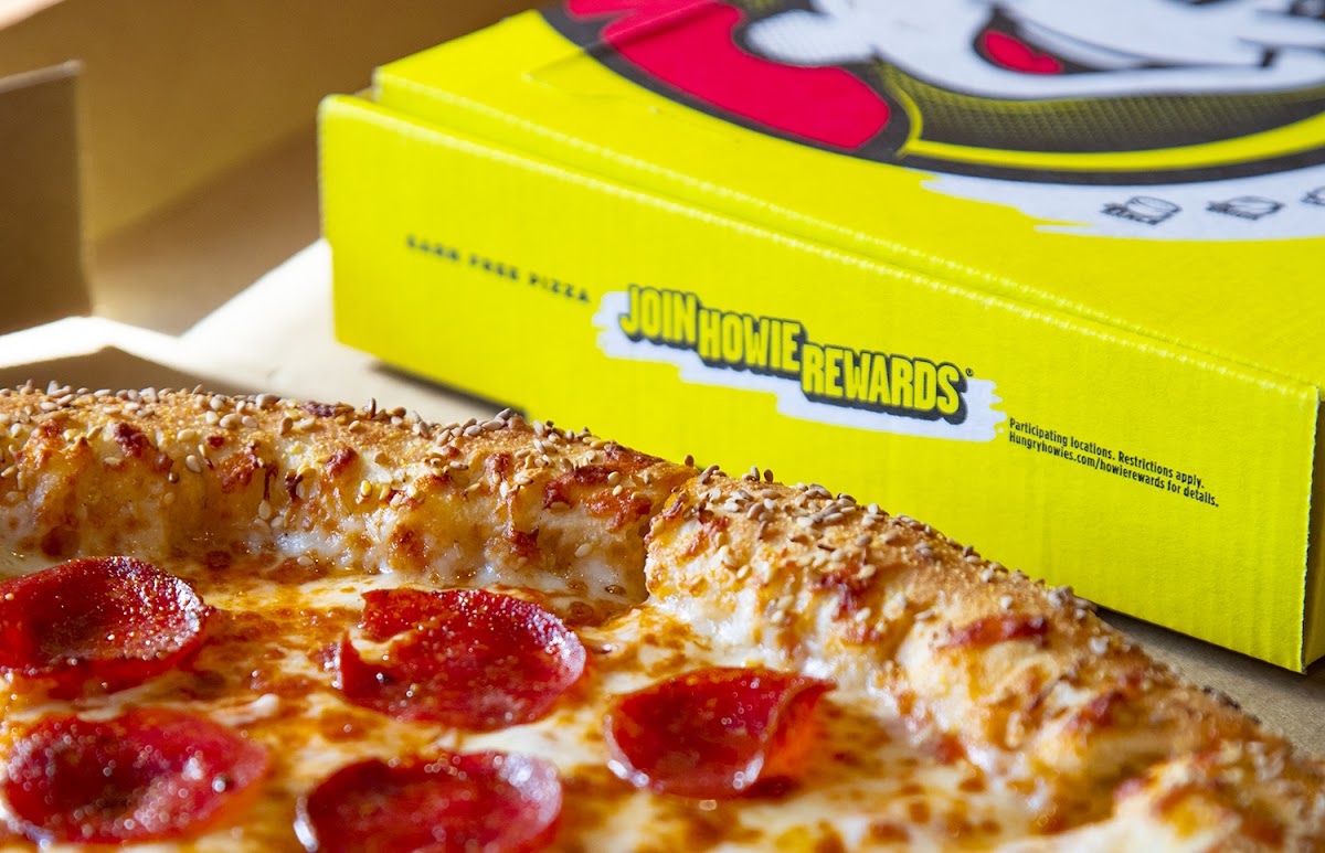 Hungry Howie's Pizza Photo 9