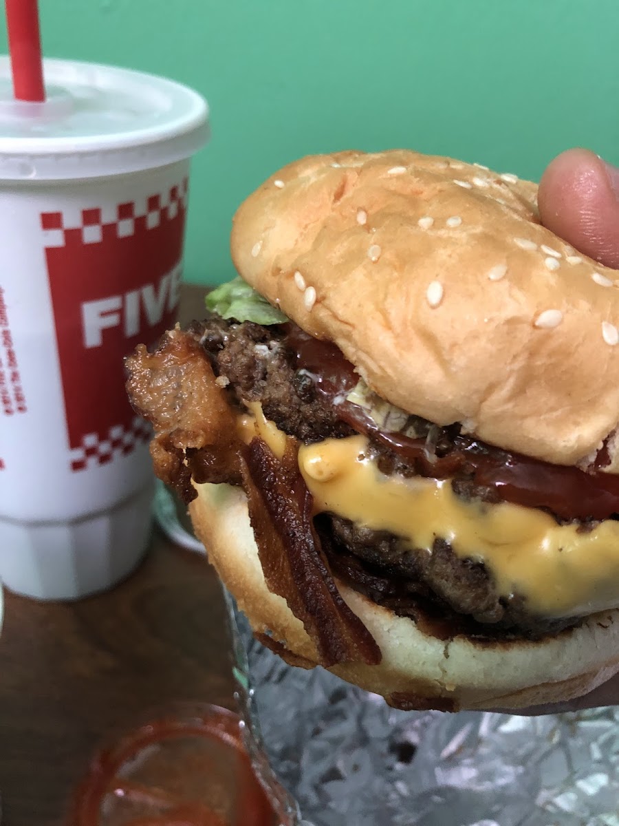 Five Guys Photo 10