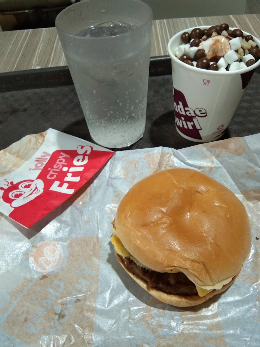 Jollibee Photo 5