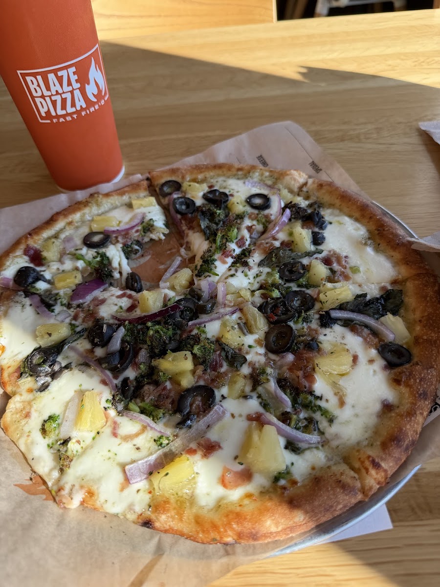 Blaze Pizza Photo 3