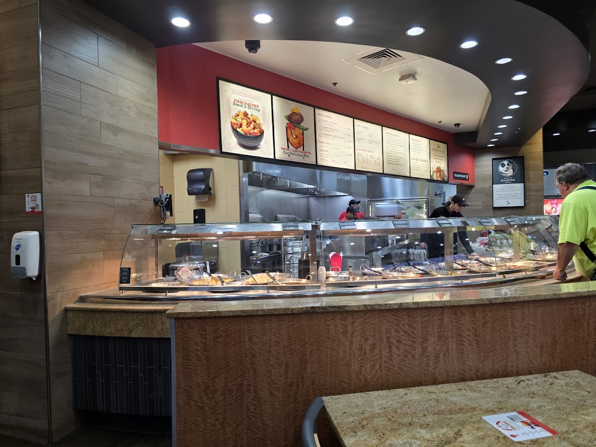 Panda Express Photo 4