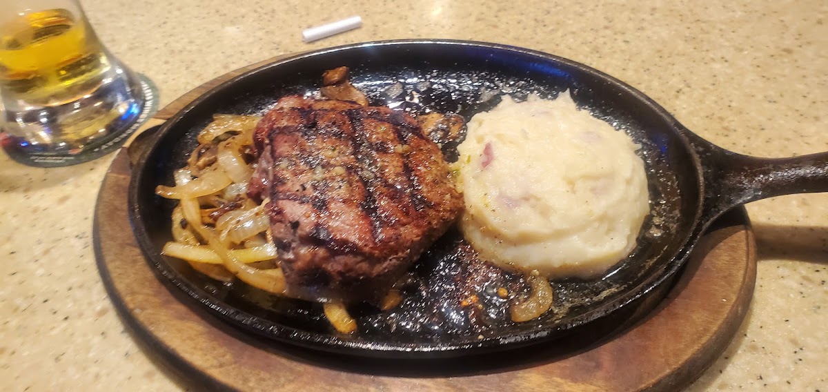 Applebee's Grill + Bar Photo 5
