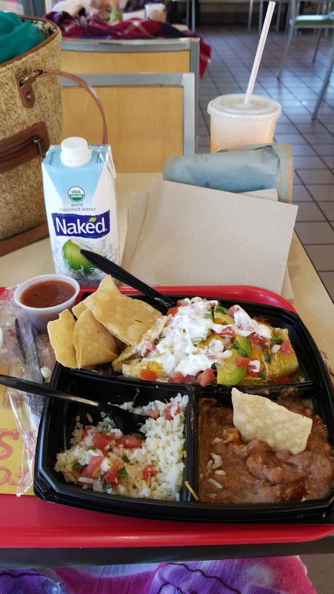 Del Taco Photo 10